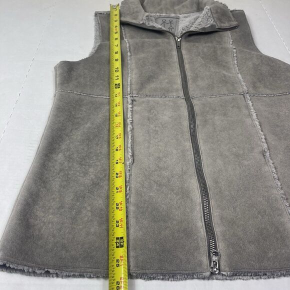 Johnny Was Pete Greta Vest Full Zip Faux Suede Sherpa Fur Gray M Pockets Western - Picture 14 of 14